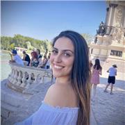 Profesora titulada en Música, con especialidad en Oboe, ofrezco clases particulares en Madrid. También doy clases de inglés.